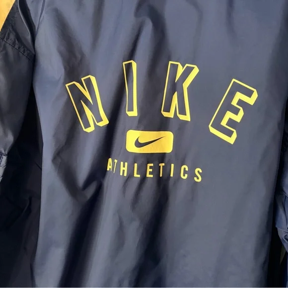 Vintage Nike Navy Windbreaker Jacket with Yellow Trim - Picture 3 of 3